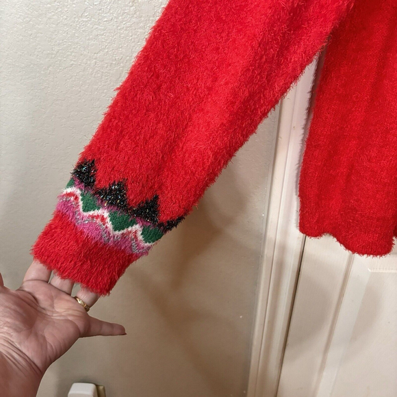 Women's Red Christmas Holiday Pullover Sweater with Jingle Bell Design Large - Picture 4 of 8